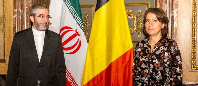 Le ministre-adjoint des Affaires etrangeres de la Republique islamique d'Iran, Ali Bagheri Kani, est recu par la directrice generale pour les Affaires europeennes de la diplomatie belge, Theodora Gentzis, le 27 octobre 2021 a Bruxelles (photo d'illustration). 
