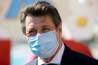 Le maire de Nice, Christian Estrosi, impose dès lundi le masque dans les transports de la métropole.
