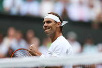 Rafael Nadal se qualifie au bout du suspense en demi-finale de Wimbledon.

