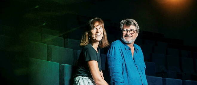 Melanie Biessy, 50 ans, et son mari, Frederic, 58 ans, inaugurent La Scala Provence le jour de l'ouverture du 76e Festival d'Avignon.
