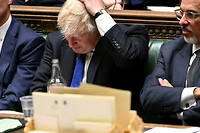 Boris Johnson isol&eacute;&nbsp;: tragi-com&eacute;die &agrave; Downing Street