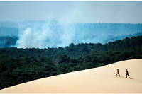 Incendies en Gironde&nbsp;: 10&nbsp;500 hectares partis en fum&eacute;e depuis mardi