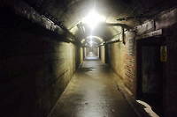 L'un des tunnels de l'hôpital souterrain de Guernesey
