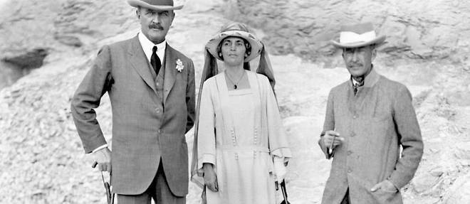 Lord Carnarvon, sa fille lady Evelyn et Carter dans la vallee des Rois en 1922.
