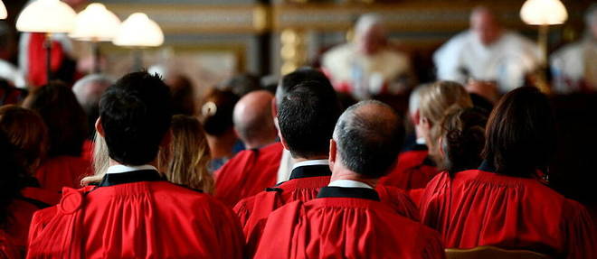 Des magistrats lors de la ceremonie d'installation du premier president de la Cour de cassation au palais de justice de Paris le 18 juillet 2022.
