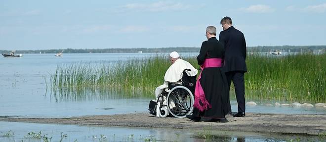 Canada: apres les excuses, le pape sur les lieux d'un pelerinage sacre pour les autochtones