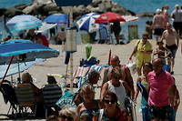 En Espagne, les autorit&eacute;s veulent lutter contre les &laquo;&nbsp;summer bodies&nbsp;&raquo;