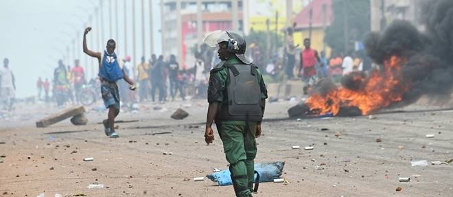 Guinée: des manifestations contre la junte paralysent Conakry, un mort  selon les organisateurs - Le Point