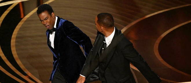 Lors des derniers Oscars, Chris Rock a ete frappe au visage par Will Smith apres une mauvaise blague sur sa femme, Jada Pinkett Smith.
