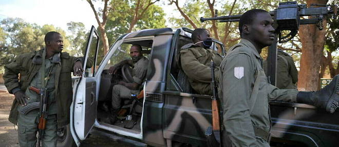 Selon un rapport de l'ONU, des soldats maliens sont impliques dans le meurtre de 33 civils.
