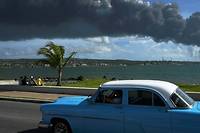 Cuba: gigantesque incendie d'un d&eacute;p&ocirc;t p&eacute;trolier, 17 disparus, 77 bless&eacute;s