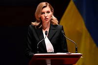 Olena Zelenska a evoque des << relations chaleureuses >> avec Brigitte Macron malgre la guerre en Ukraine.
