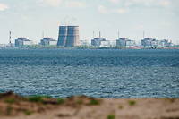 La centrale nucléaire de Zaporijia est la plus grande d'Ukraine et d'Europe.
