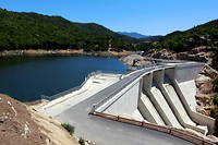 En Corse, EDF dispose de quatre barrages hydroélectriques, dont celui de Rizzanese.  

