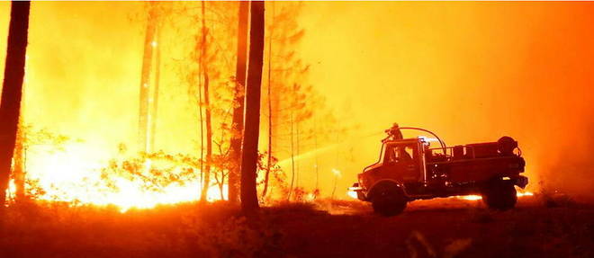 The Landes forest has once again become a gigantic inferno.