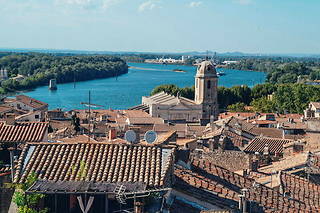 
Panoramique.  Vue sur le Rhône depuis le toit du palais de Luppé.  ©Seb Leban pour Le Point