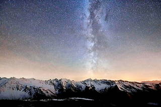  Le spectacle magique de la Voie lactée au-dessus des Hautes-Alpes.  ©Christophe Lehenaff