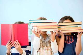  L’apprentissage de la lecture crée des connexions entre les aires du cerveau dévolues à la vue et celles du langage oral.  ©JGI/Jamie Grill