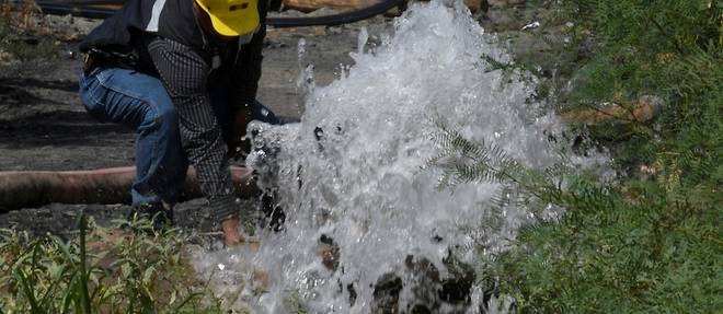 Mineurs pieges au Mexique: brusque montee des eaux, colere des familles