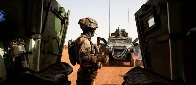 Apres Gossi et Menaka, les militaires francais ont quitte leur derniere base malienne.
