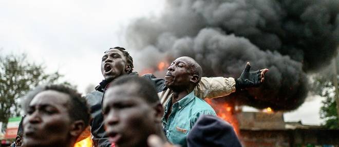 Au Kenya, liesse, colere et lacrymogenes pour l'election de Ruto