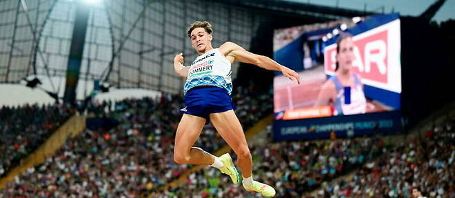 Jules Pommery decroche une belle medaille de bronze en saut en longueur.
