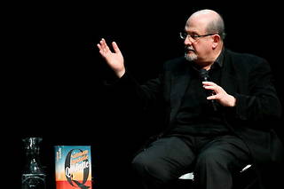 Salman Rushdie, ici en 2019, a été poignardé à plusieurs reprises.

