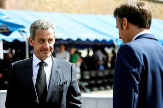  Nicolas Sarkozy et Emmanuel Macron, le 18 juin.  ©Lemouton / POOL/SIPA