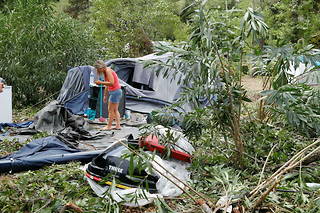Le camping de Sagone a été en partie dévasté, une jeune fille est morte et plusieurs personnes sont blessées.
