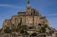 Au Mont-Saint-Michel, la p&eacute;nurie de main d'oeuvre plombe la restauration