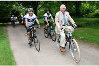 En 2021, le prince Charles lors d'une sortie avec une association, à Highgrove.

