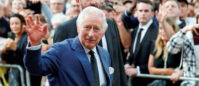Le roi Charles III a ete officiellement nomme ce dimanche monarque de l'Australie et de la Nouvelle-Zelande.
