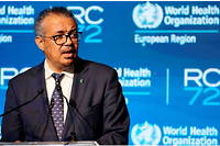 Le patron de l'Organisation mondiale de la santé, Tedros Adhanom Ghebreyesus, s'est réjouit mercredi de la forte baisse mondiale du nombre de cas positifs au Covid-19. 
