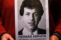 Argentine: un tortionnaire pr&eacute;sum&eacute; de la dictature, extrad&eacute; de France, jug&eacute; 46 ans apr&egrave;s