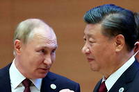 Xi Jinping et Vladimir Poutine s&rsquo;affichent unis contre l&rsquo;influence occidentale