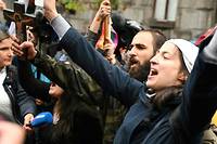 Les militants LGBTQ rassembl&eacute;s &agrave; Belgrade malgr&eacute; l'interdiction de marcher