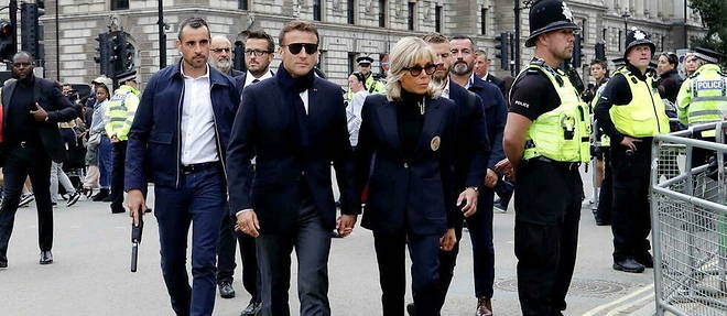 Emmanuel et Brigitte Macron sont arrives a Londres dimanche apres-midi.
