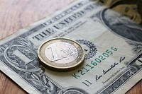 Un euro vaut désormais 0,9814 dollar. (Photo d'illustration)
