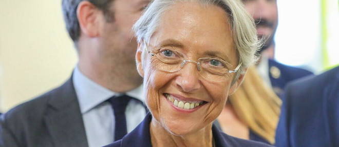 Elisabeth Borne recoit Marine Le Pen pour parler, notamment, des retraites.
