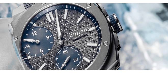 Signee Alpina, la nouvelle montre Alpiner Extreme Regulator Automatic de 41 mm de diametre est realisee en serie limitee de 888 exemplaires. 1 995 EUR.
