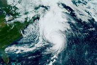 L'ouragan Fiona atteint les cotes de l'est du Canada.
