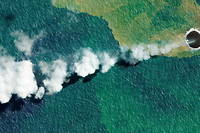 Une &eacute;ruption volcanique fait na&icirc;tre une &icirc;le dans l&rsquo;oc&eacute;an Pacifique