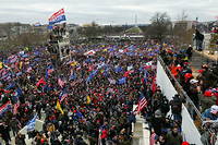 Des centaines de supporteurs de Donald Trump mobilisés à proximité du Capitole à Washington, lors des émeutes du 6 janvier 2021.
