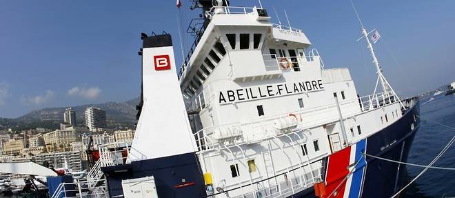 Le remorqueur de haute mer Abeille Flandre de retour a Brest pour sa deconstruction