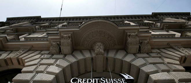 La banque suisse inquiete de plus en plus les observateurs, et ne semble pas reussir a se depetrer de ses problemes. 
