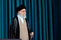L'ayatollah Ali Khamenei accuse les États-Unis et Israël d'être la source des manifestations en Iran.
