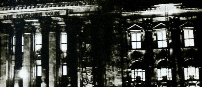 L'incendie du Reichstag, en fevrier 1933
