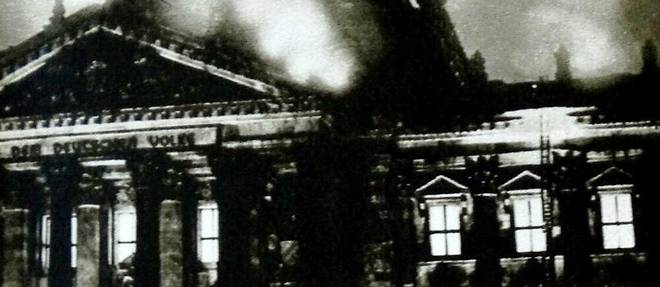 L'incendie du Reichstag, en février 1933
