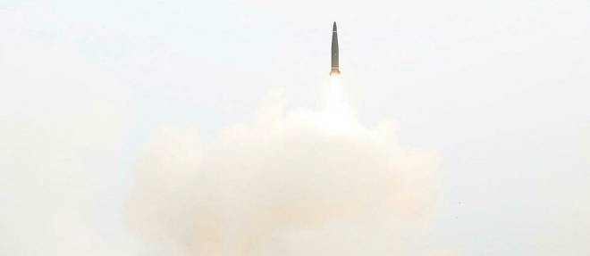 Le missile etait de type Hyunmoo-2 et a provoque un important incendie (illustration).
