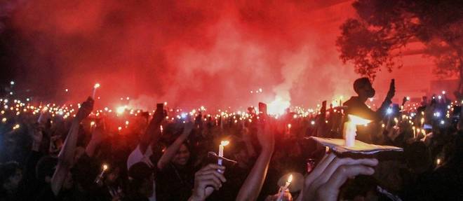 Indonesie: le president ordonne un audit des stades apres la bousculade meurtriere